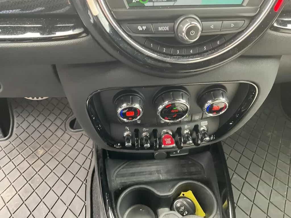MINI John Cooper Works Clubman ALL4 Navi Leder LED Kl 01/2020-photo-11