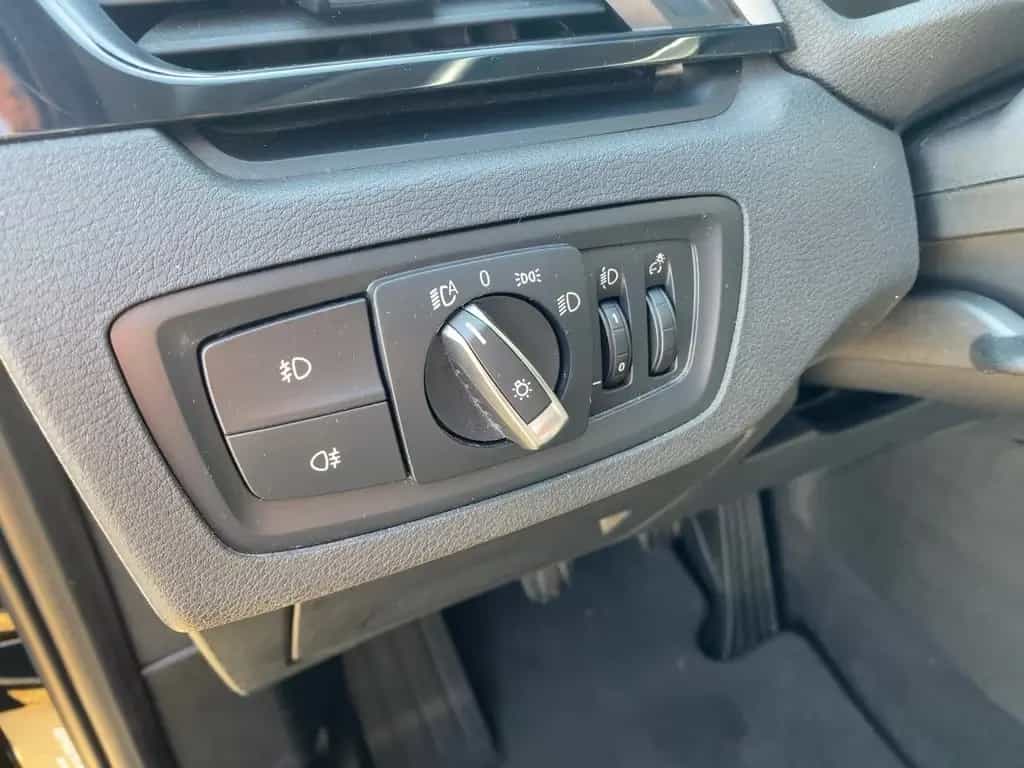 BMW X1 Advantage *Navi*SHZ*Park Assist*Tempomat*PDC* 07/2020-photo-8