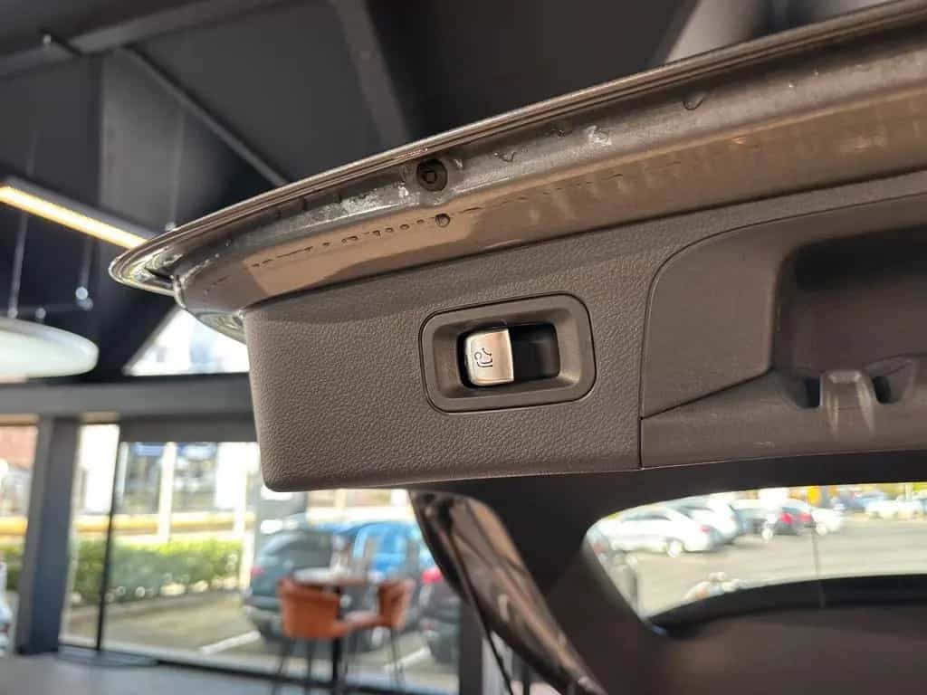 Mercedes-Benz GLC-Class 250 4M FAP*Pano*HUD*AHK*Comand*Cam*Easy-Pack 08/2018-photo-17