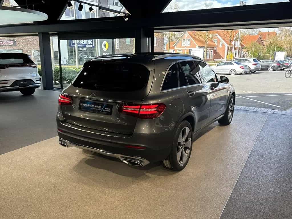 Mercedes-Benz GLC-Class 250 4M FAP*Pano*HUD*AHK*Comand*Cam*Easy-Pack 08/2018-photo-2