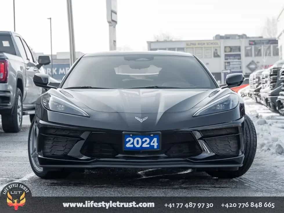 Corvette C8 Coupe 6.2V8  - 2024 -  € 65.900 T1 03/2024-photo-1