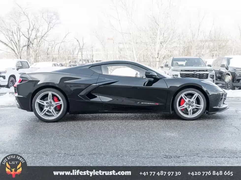 Corvette C8 Coupe 6.2V8  - 2024 -  € 65.900 T1 03/2024-photo-2