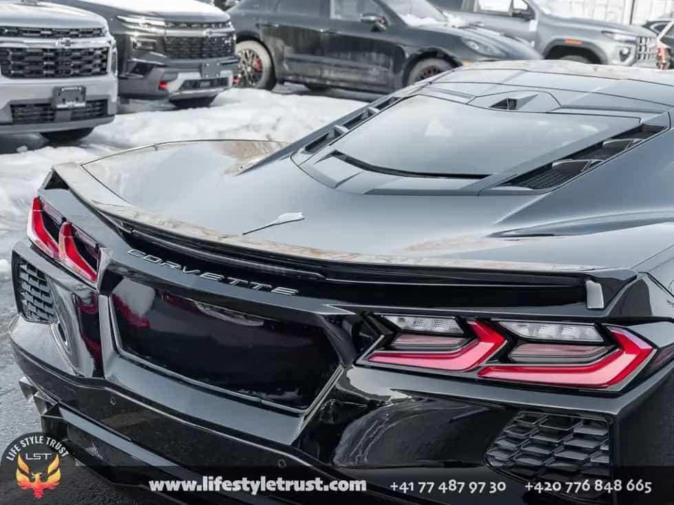 Corvette C8 Coupe 6.2V8  - 2024 -  € 65.900 T1 03/2024-photo-4