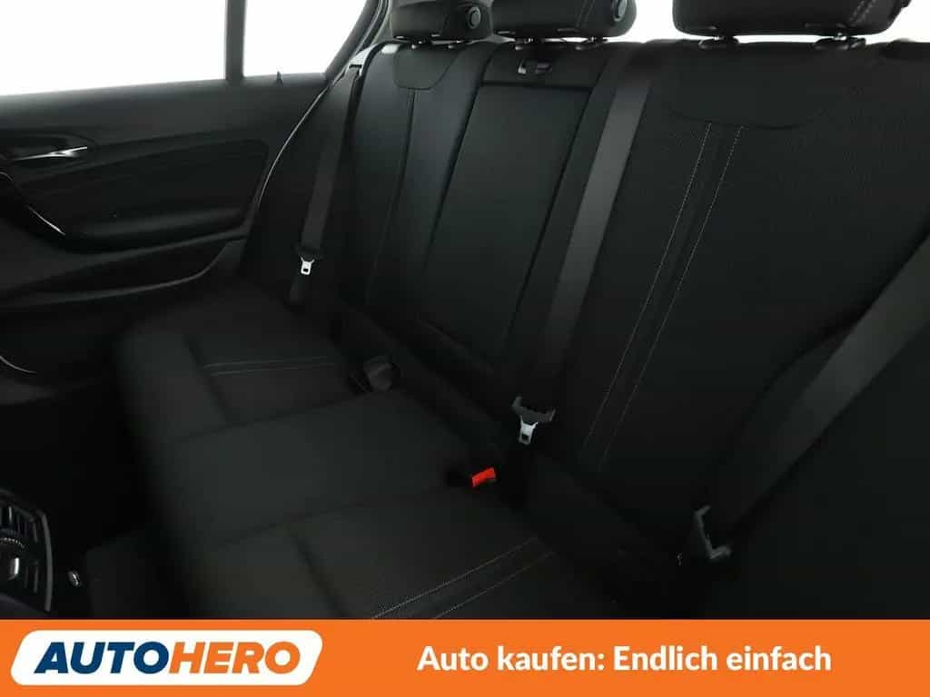 BMW 1 Series 118i Sport Line Aut.*NAVI*LED*TEMPO*PDC*SHZ* 08/2019-photo-13