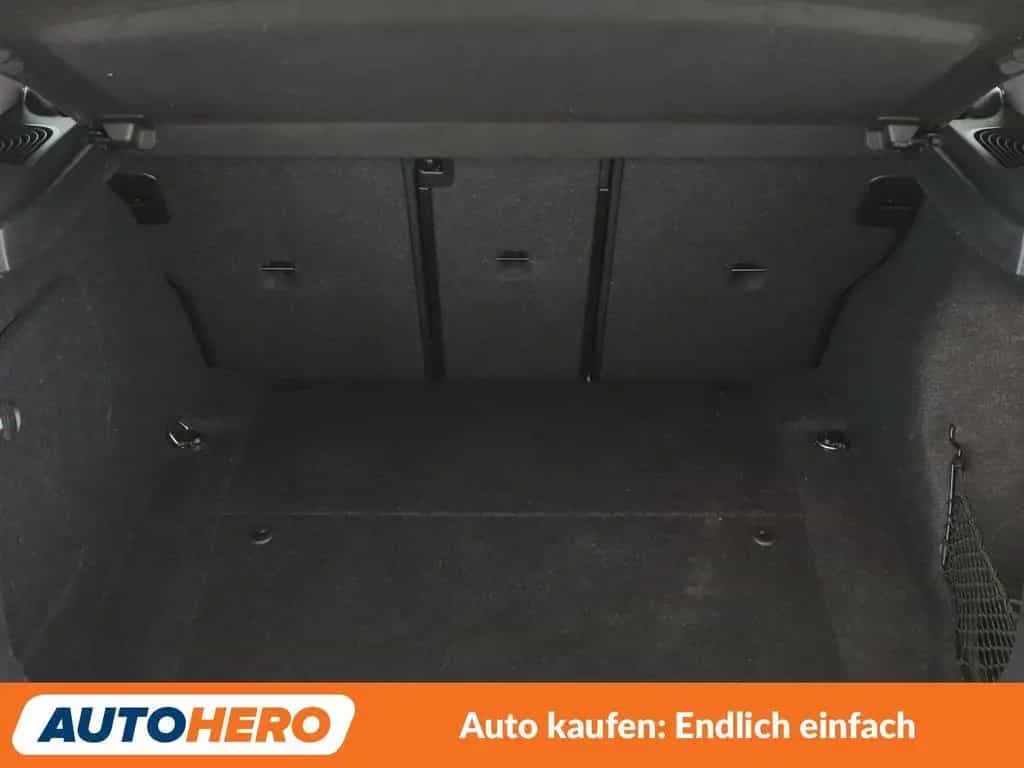 BMW 1 Series 118i Sport Line Aut.*NAVI*LED*TEMPO*PDC*SHZ* 08/2019-photo-17