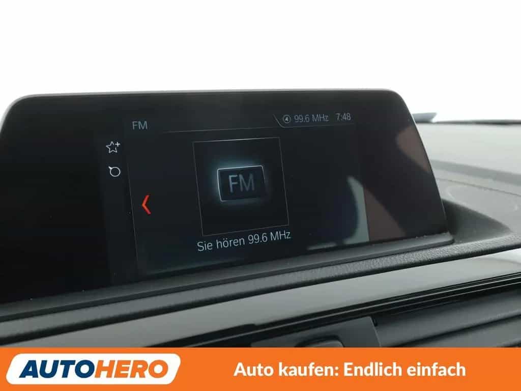 BMW 1 Series 118i Sport Line Aut.*NAVI*LED*TEMPO*PDC*SHZ* 08/2019-photo-20