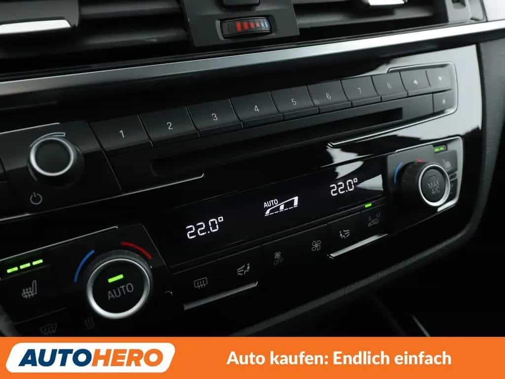 BMW 1 Series 118i Sport Line Aut.*NAVI*LED*TEMPO*PDC*SHZ* 08/2019-photo-22