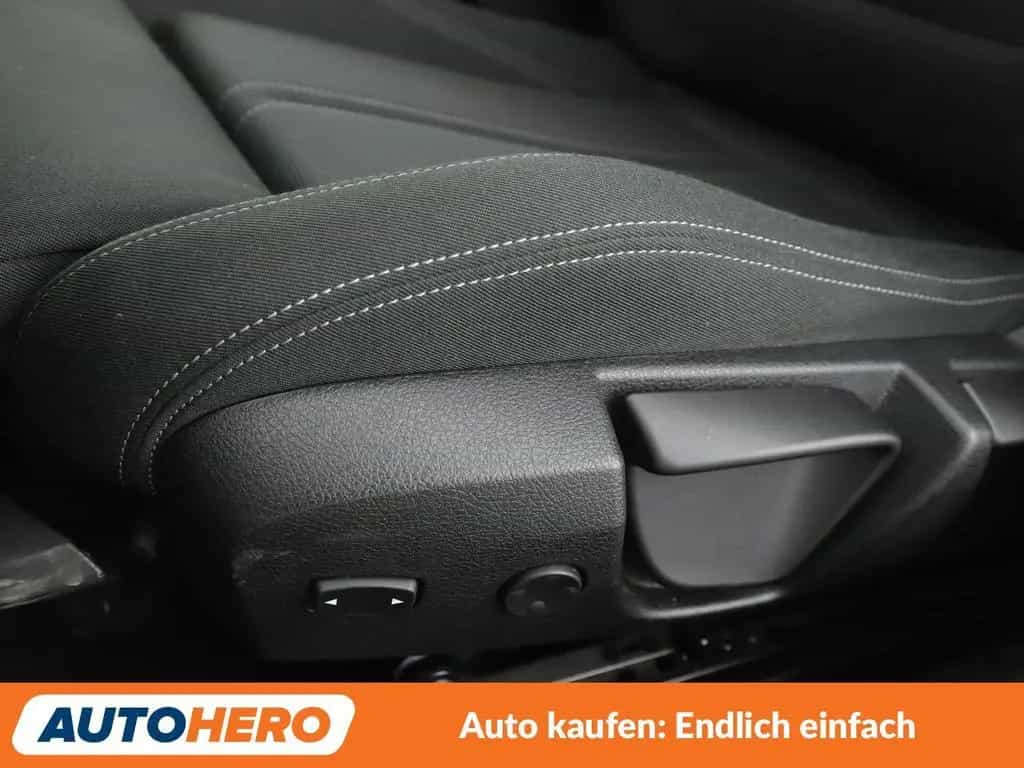 BMW 1 Series 118i Sport Line Aut.*NAVI*LED*TEMPO*PDC*SHZ* 08/2019-photo-26