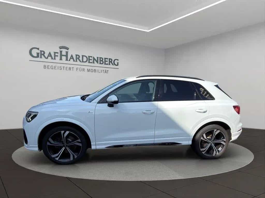 Audi Q3 40 TDI qu. S tronic S line ACC Kamera AHK 03/2022-photo-1