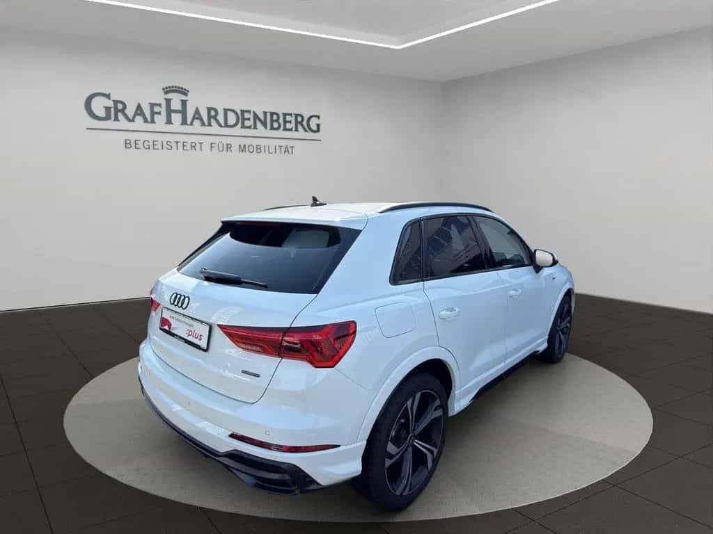 Audi Q3 40 TDI qu. S tronic S line ACC Kamera AHK 03/2022-photo-5