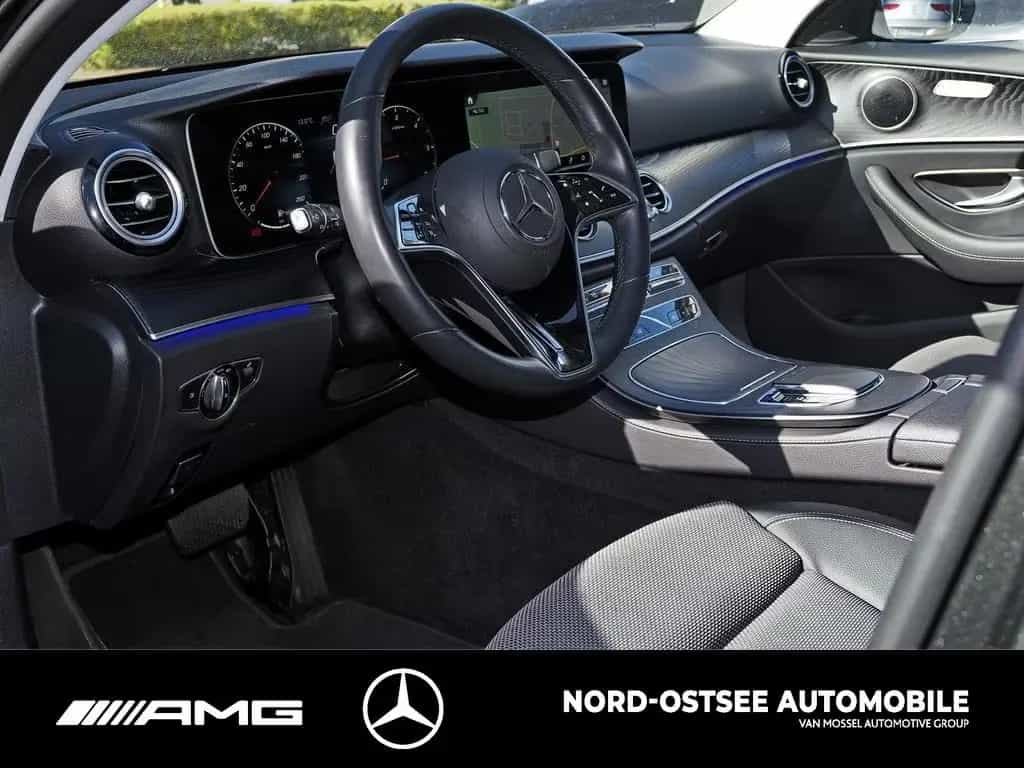 Mercedes-Benz E 220 T d 4M AVANTGARDE DISTRO 360 AHK LED SHD 09/2022-photo-5