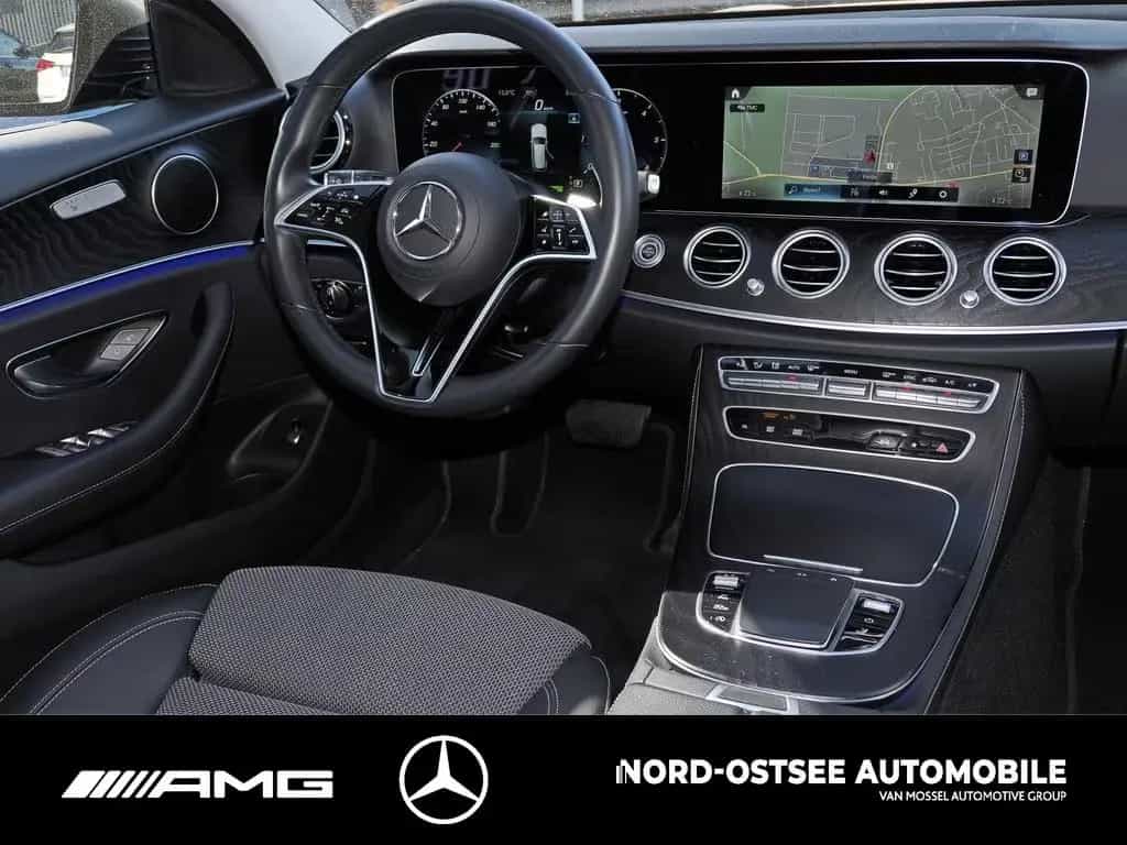 Mercedes-Benz E 220 T d 4M AVANTGARDE DISTRO 360 AHK LED SHD 09/2022-photo-6