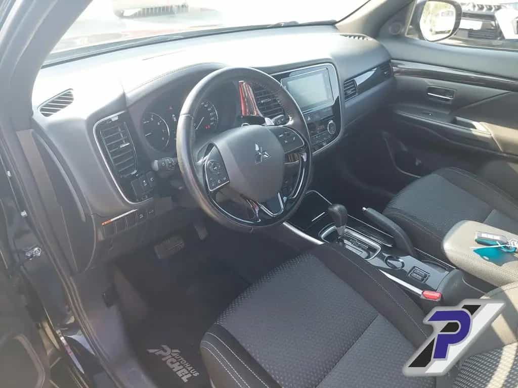 Mitsubishi Outlander 2WD Edition+ Black-Paket Navi+DACH 360 10/2018-photo-10