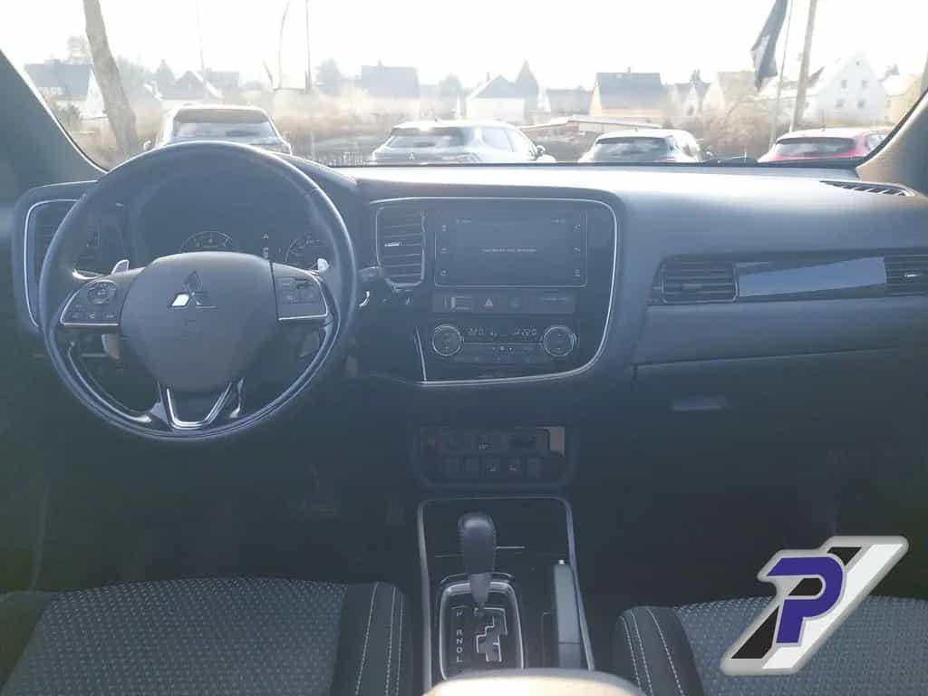 Mitsubishi Outlander 2WD Edition+ Black-Paket Navi+DACH 360 10/2018-photo-14
