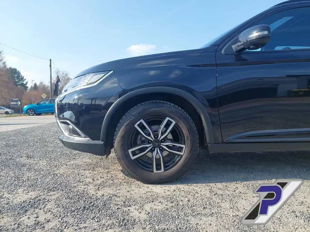 Mitsubishi Outlander 2WD Edition+ Black-Paket Navi+DACH 360 10/2018-photo-19
