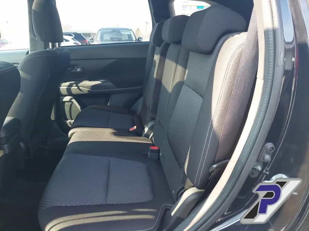 Mitsubishi Outlander 2WD Edition+ Black-Paket Navi+DACH 360 10/2018-photo-21
