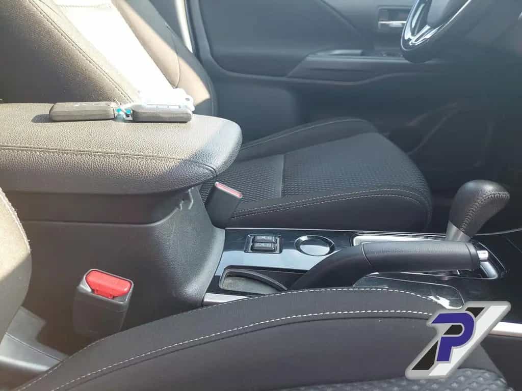 Mitsubishi Outlander 2WD Edition+ Black-Paket Navi+DACH 360 10/2018-photo-25