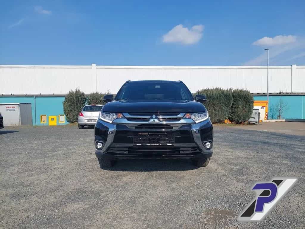 Mitsubishi Outlander 2WD Edition+ Black-Paket Navi+DACH 360 10/2018-photo-7