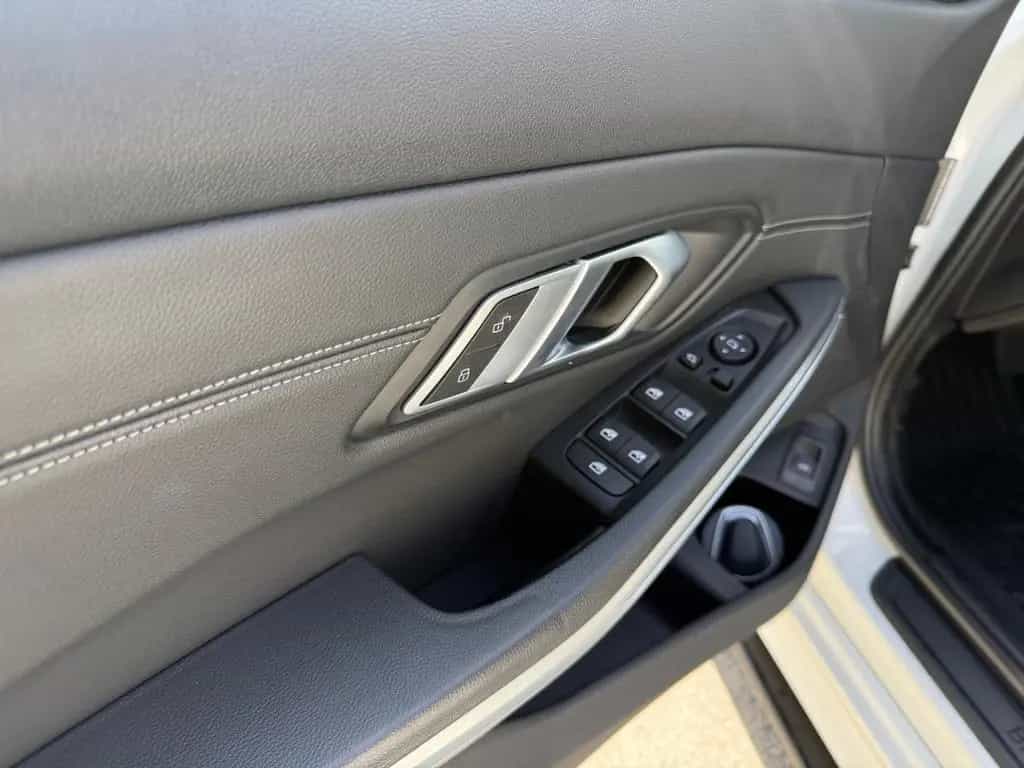 BMW 3 Series 320 i Touring Advantage *LED*Sportsitze*AHK*HiFi 02/2020-photo-22