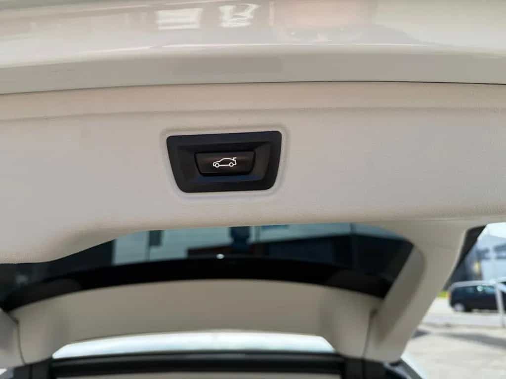 BMW 3 Series 320 i Touring Advantage *LED*Sportsitze*AHK*HiFi 02/2020-photo-23