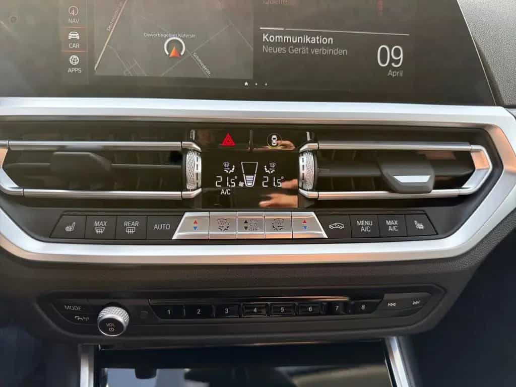 BMW 3 Series 320 i Touring Advantage *LED*Sportsitze*AHK*HiFi 02/2020-photo-25