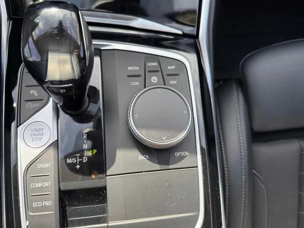 BMW 3 Series 320 i Touring Advantage *LED*Sportsitze*AHK*HiFi 02/2020-photo-26