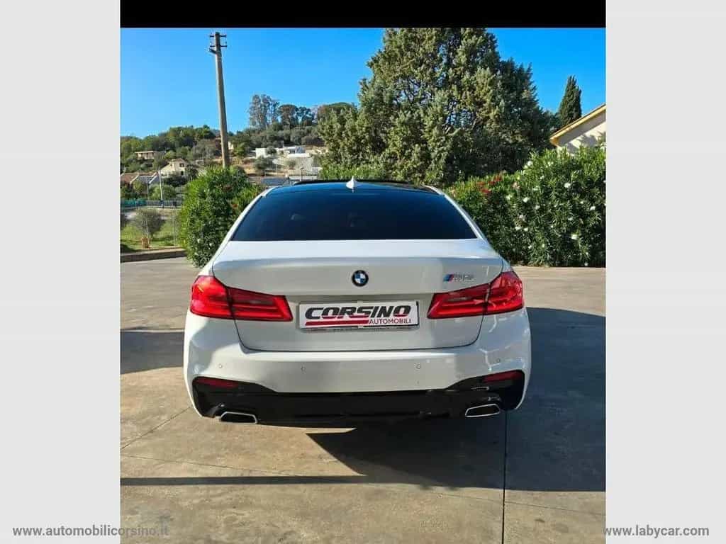 BMW 5 Series 520d Msport 07/2017-photo-3