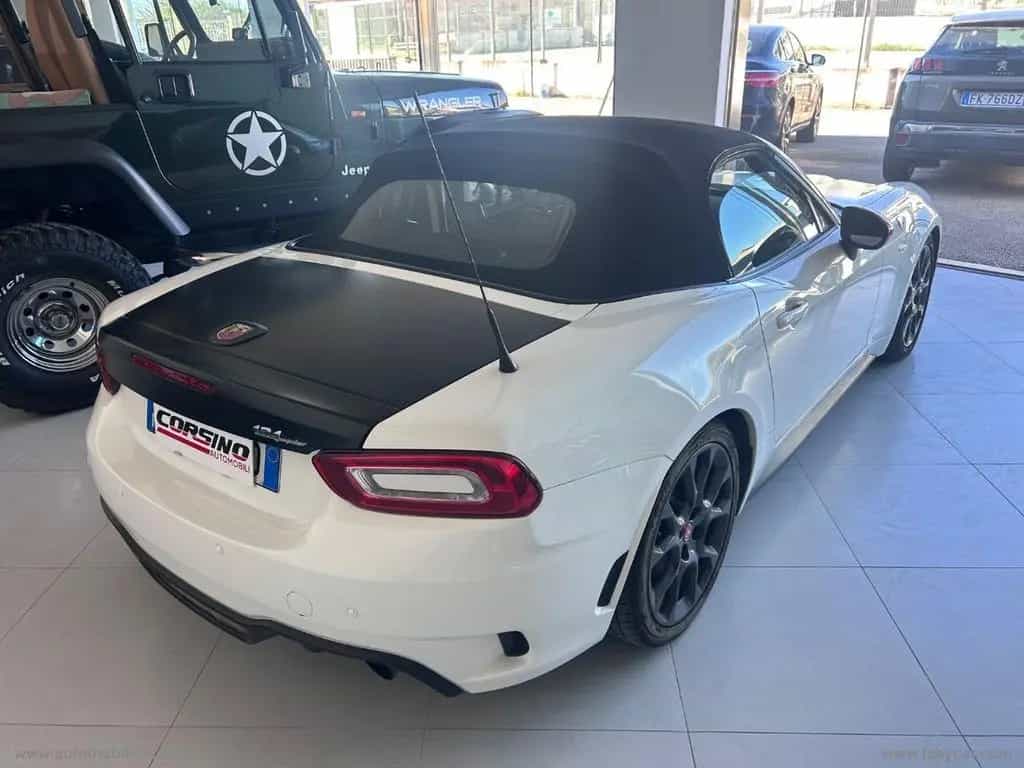 Abarth 124 124 Spider 1.4 Turbo MultiAir AT 170 GT 05/2019-photo-2