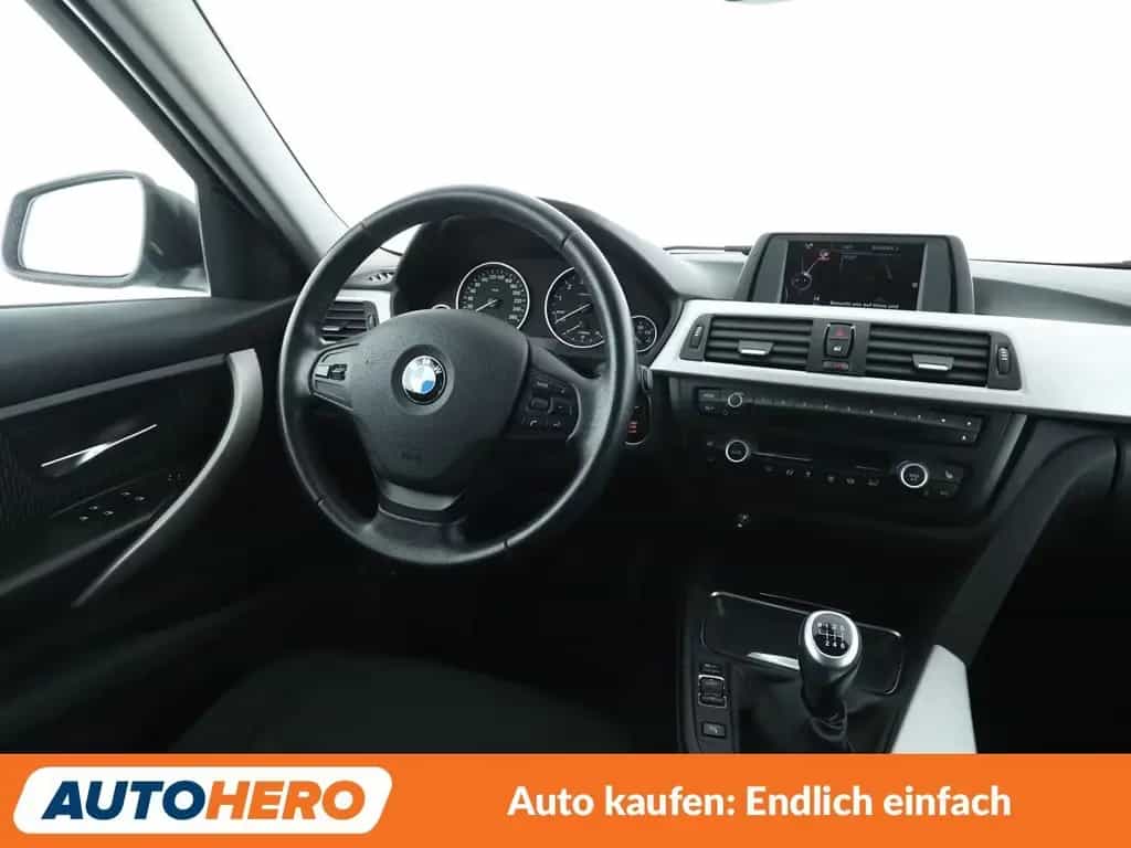 BMW 3 Series 316i *PDC*SHZ*ALU*LIMITER*KLIMA* 02/2015-photo-12