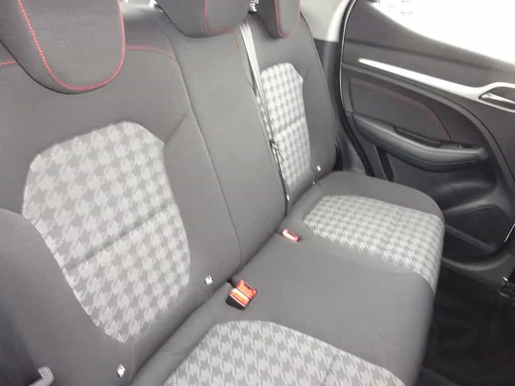 MG ZS 106PS Comfort Klima DAB+ LED 03/2023-photo-12