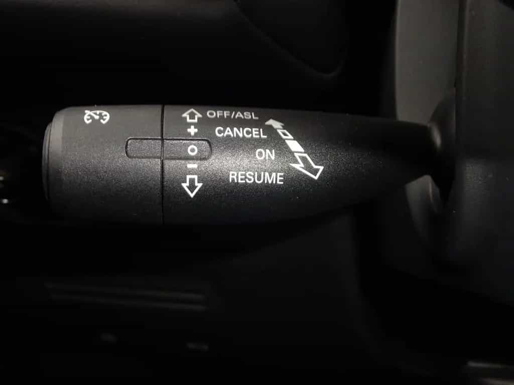 MG ZS 106PS Comfort Klima DAB+ LED 03/2023-photo-20