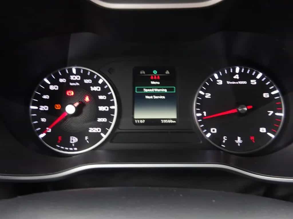 MG ZS 106PS Comfort Klima DAB+ LED 03/2023-photo-31