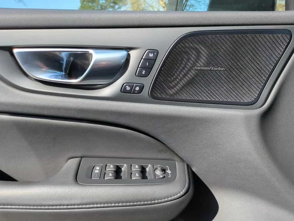 Volvo V60 Cross Country Cross Country Ultimate AWD HUD 03/2023-photo-22