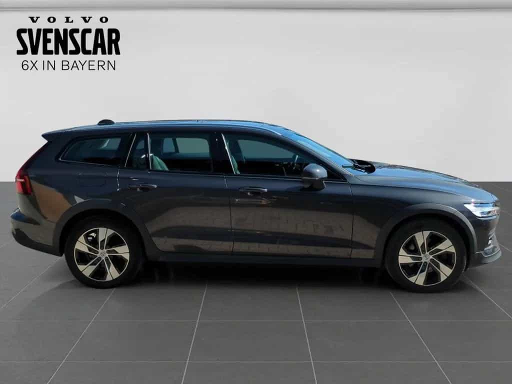 Volvo V60 Cross Country Cross Country Ultimate AWD HUD 03/2023-photo-5