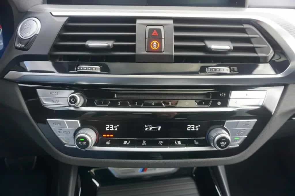 BMW X3 M40d xDrive 326PS Panorama HUD Harman Kardon 10/2020-photo-19