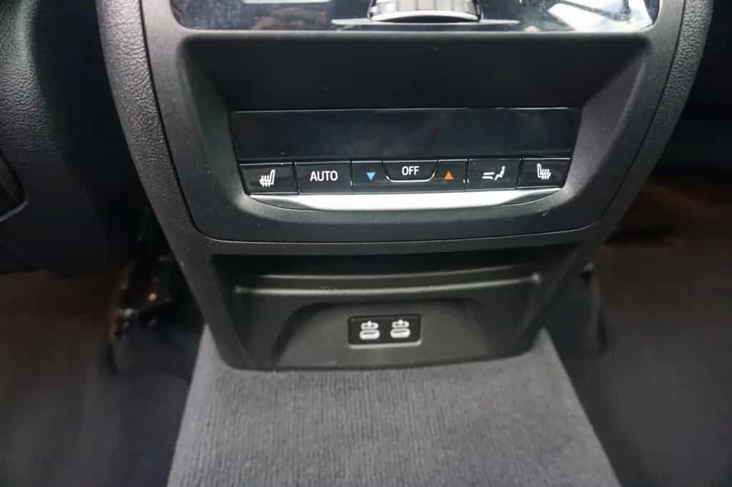 BMW X3 M40d xDrive 326PS Panorama HUD Harman Kardon 10/2020-photo-25
