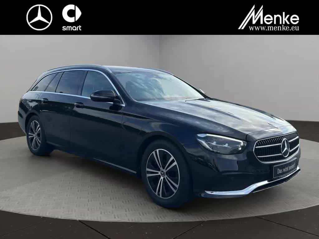 Mercedes-Benz E 220 d T AHK+Kamera+Ambiente+LED 01/2022-photo-2