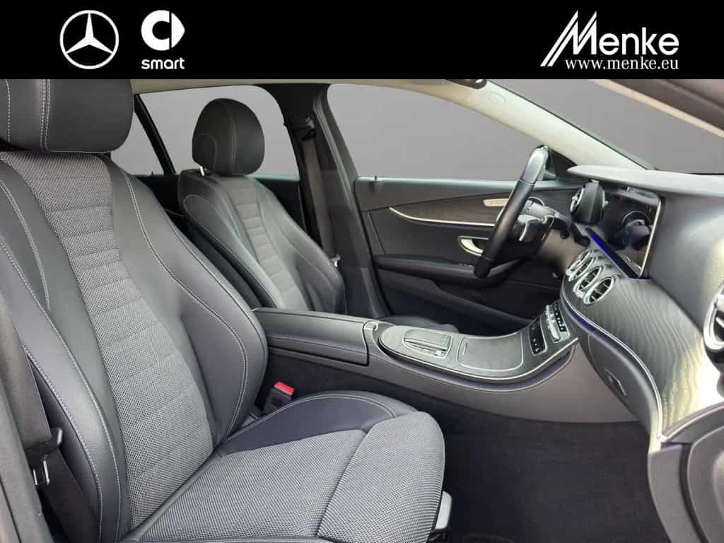 Mercedes-Benz E 220 d T AHK+Kamera+Ambiente+LED 01/2022-photo-5