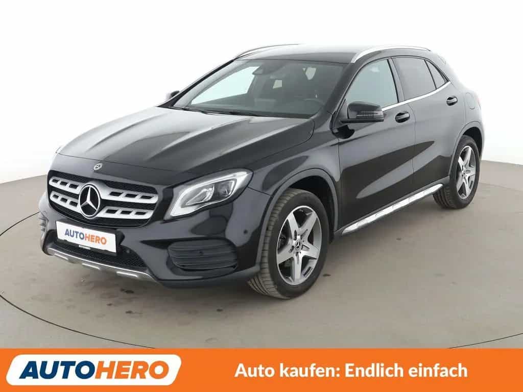 Mercedes-Benz GLA-Class GLA 200 AMG Line Aut.*NAV*LED*TEMPO* 02/2018-photo-0