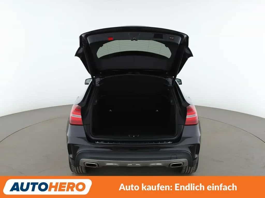 Mercedes-Benz GLA-Class GLA 200 AMG Line Aut.*NAV*LED*TEMPO* 02/2018-photo-16