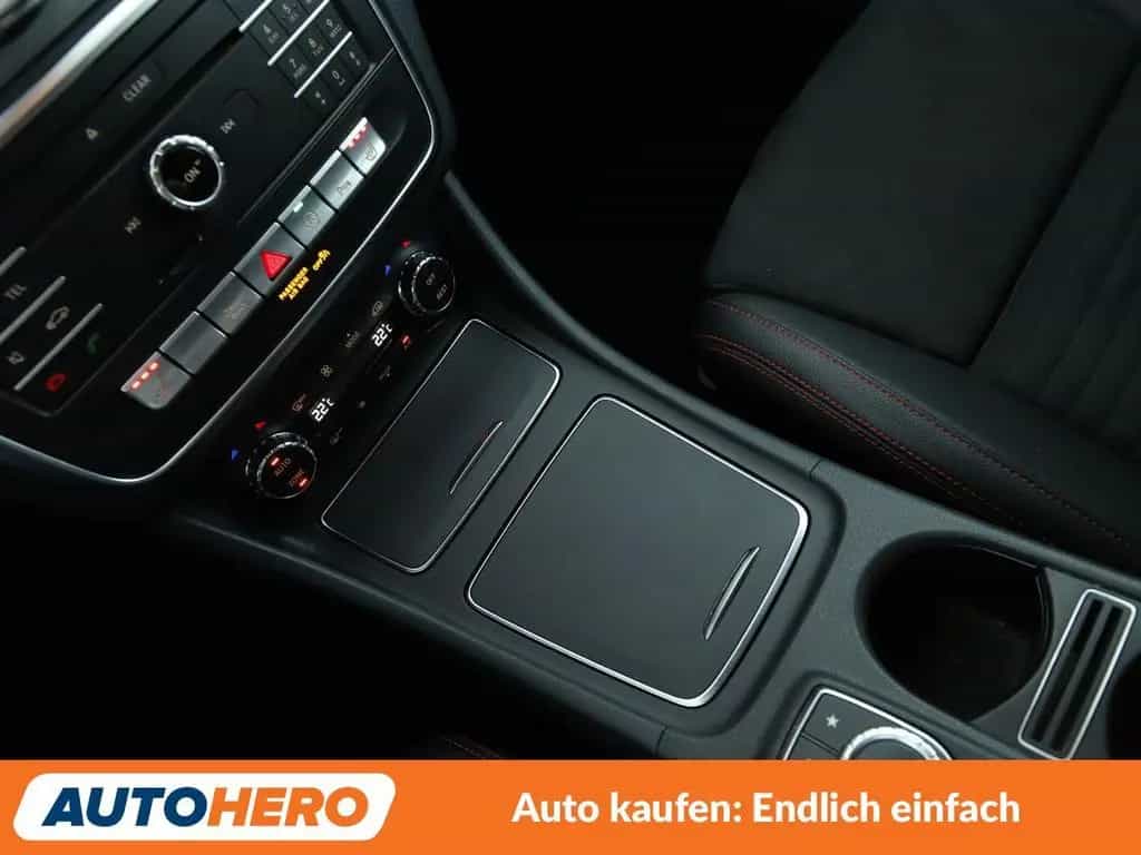Mercedes-Benz GLA-Class GLA 200 AMG Line Aut.*NAV*LED*TEMPO* 02/2018-photo-25