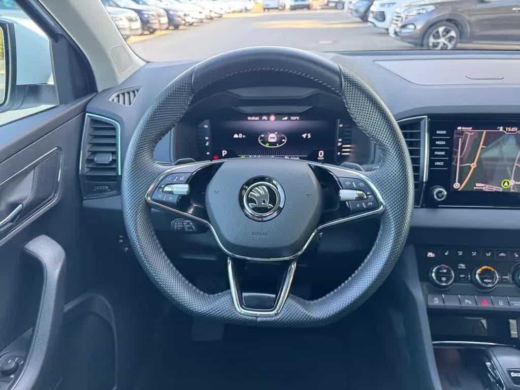 Skoda Karoq 1,5 TSI DSG Style Navi Matrix 02/2023-photo-11