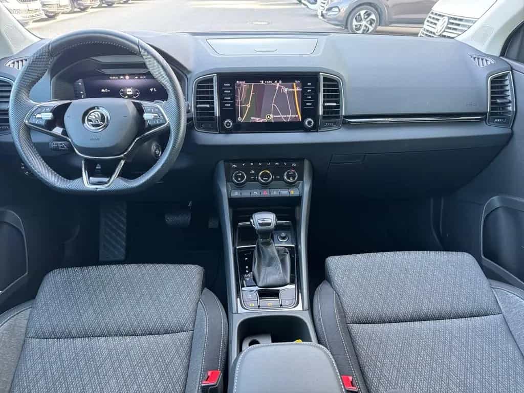 Skoda Karoq 1,5 TSI DSG Style Navi Matrix 02/2023-photo-9