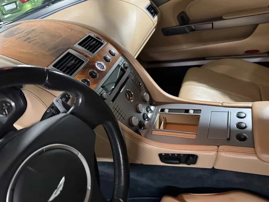 Aston Martin DB9 Volante 5.9 Touchtronic TRAUMHAFTER ZUSTAND 03/2007-photo-8