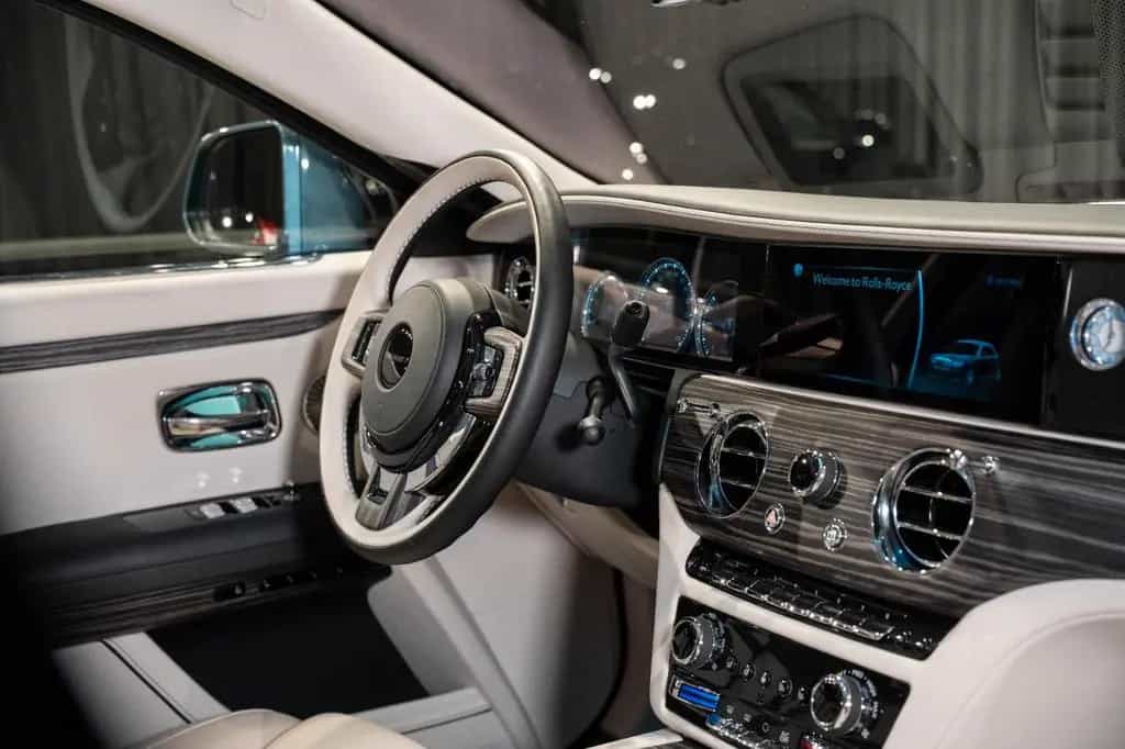 Rolls-Royce Ghost Mansory 06/2022-photo-31