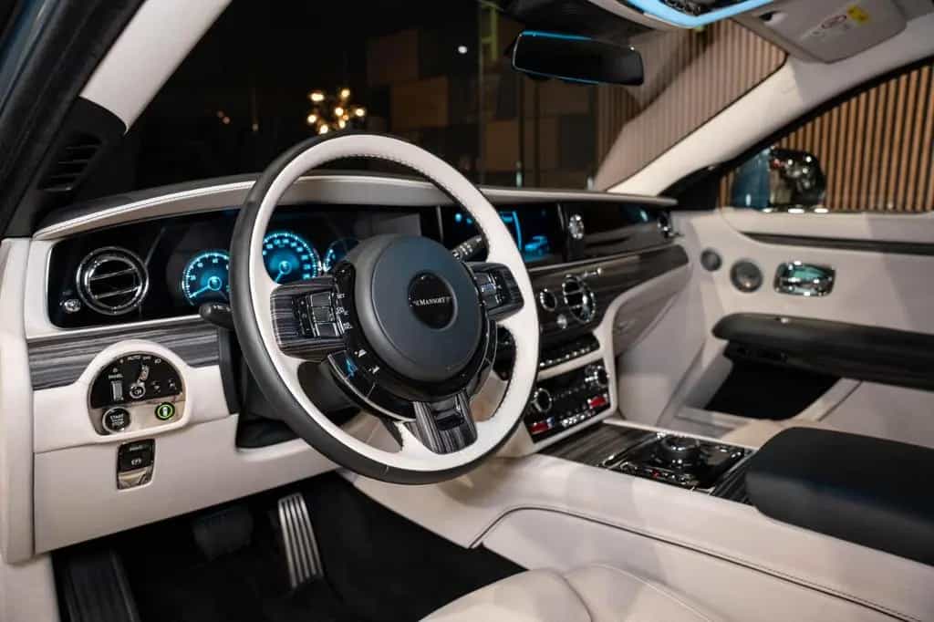 Rolls-Royce Ghost Mansory 06/2022-photo-37