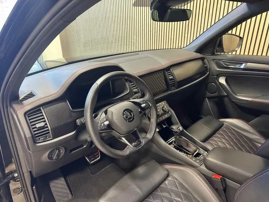 Skoda Kodiaq 2.0 TSI RS 4x4 Matrix|AHK|Pano|Navi|Stand 09/2022-photo-7