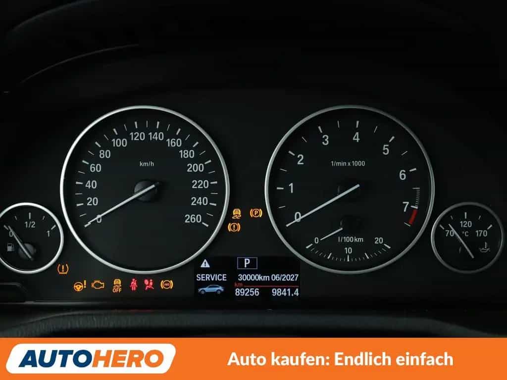 BMW X4 xDrive 20i Sport Aut.*NAVI*TEMPO*PDC*SHZ* 01/2018-photo-19