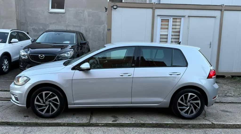 Volkswagen Golf VII Lim. Sound Start-Stopp 01/2018-photo-1