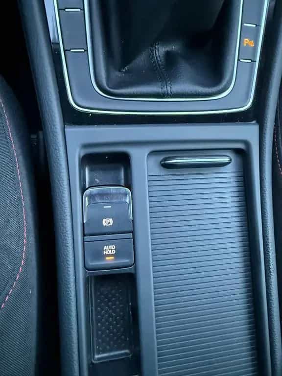 Volkswagen Golf VII Lim. Sound Start-Stopp 01/2018-photo-11
